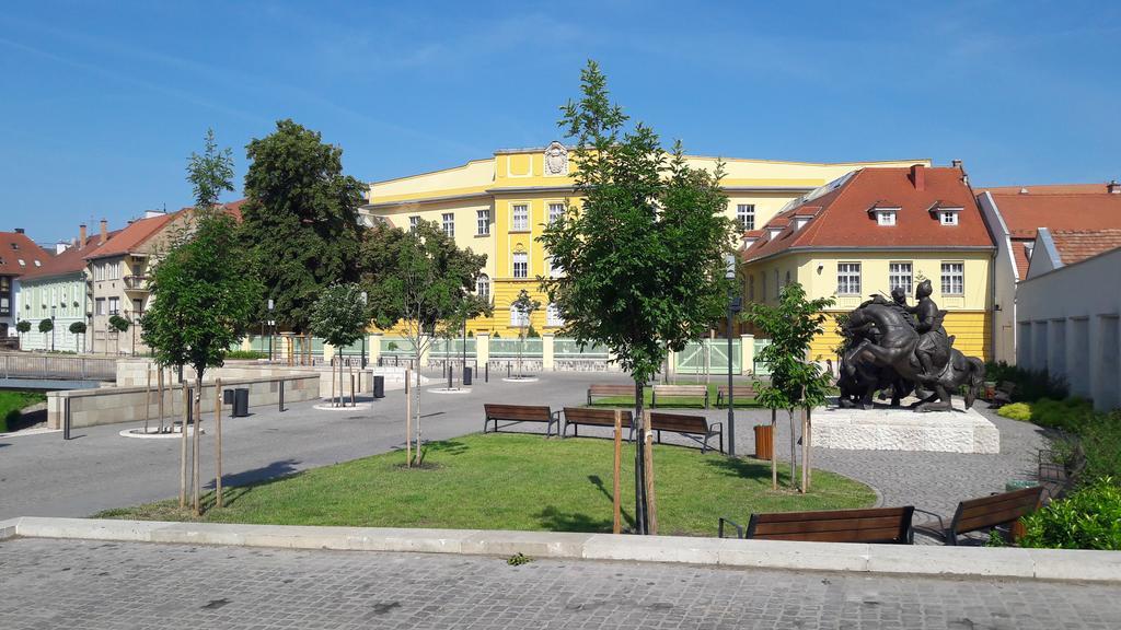 Orchidea Apartman Еґер Екстер'єр фото
